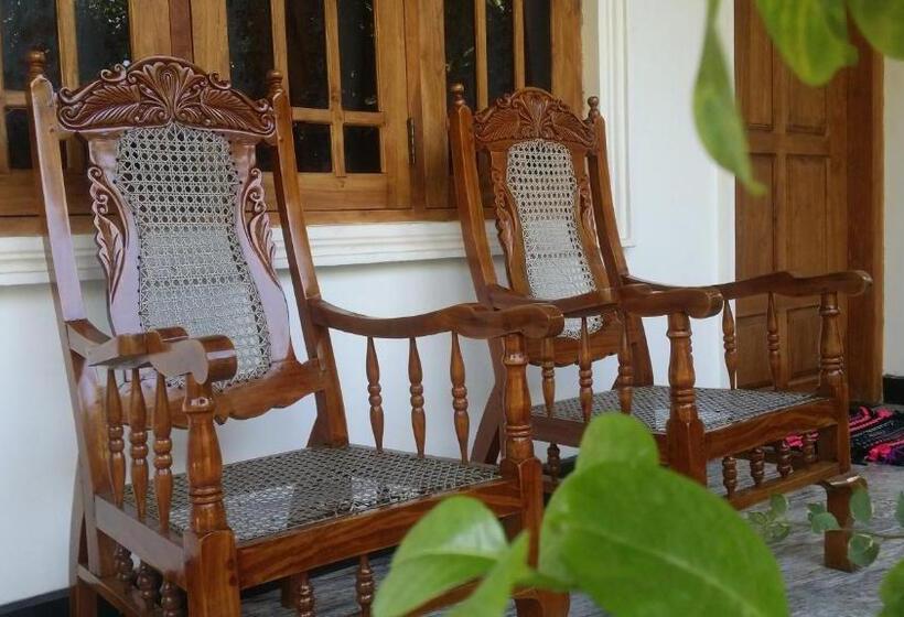 اتاق خانوادگی, Rich Resort & Restaurant