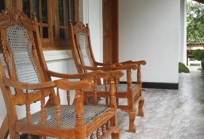 اتاق خانوادگی, Rich Resort & Restaurant