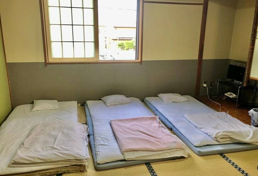 غرفة قياسية, Umeoka Ryokan