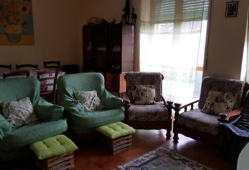 غرفة قياسية رباعية حمام مشترك, B&b Le Mille E Una Notte