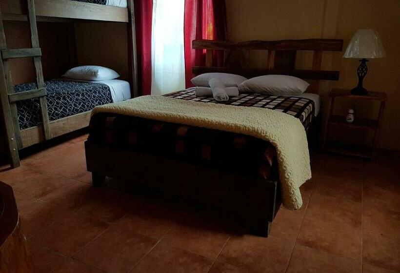 اتاق استاندارد چهار تخته, Greemount