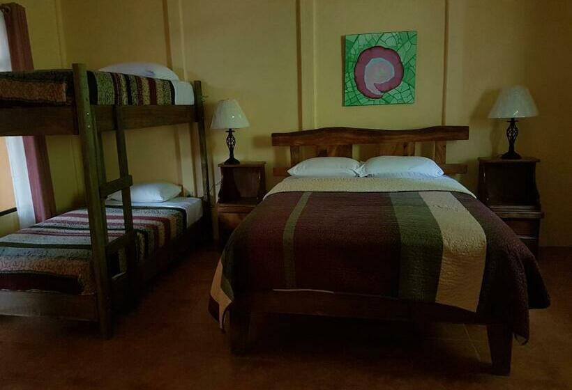 اتاق استاندارد چهار تخته, Greemount