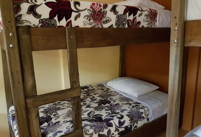 اتاق خانوادگی, Greemount