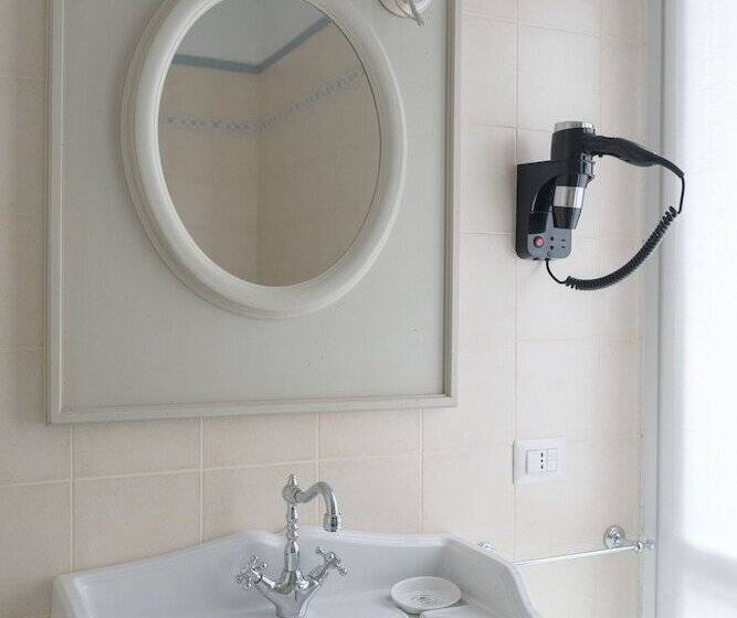 标准间带阳台, Gruppo Luxe Domus Vigevano