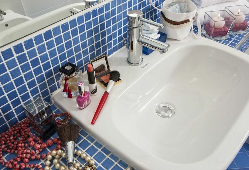 חדר סטנדרט יחיד, Brig