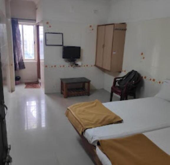 Chambre Deluxe, Govind Heights