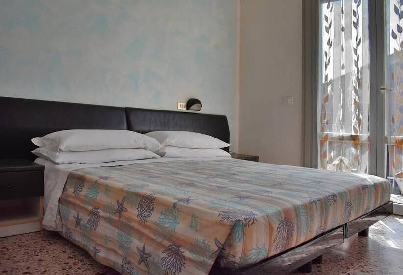 패밀리 룸, Manila