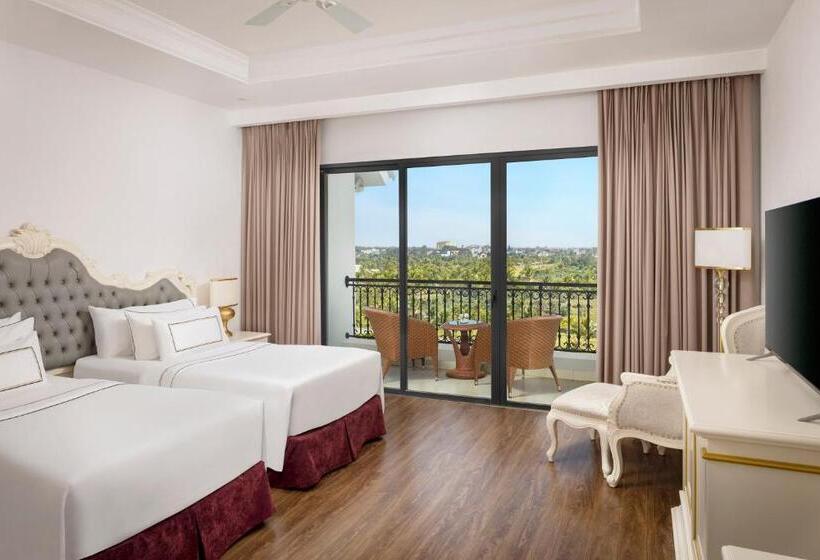 اتاق لوکس با چشمانداز باغ, Melia Vinpearl Cua Hoi Beach Resort