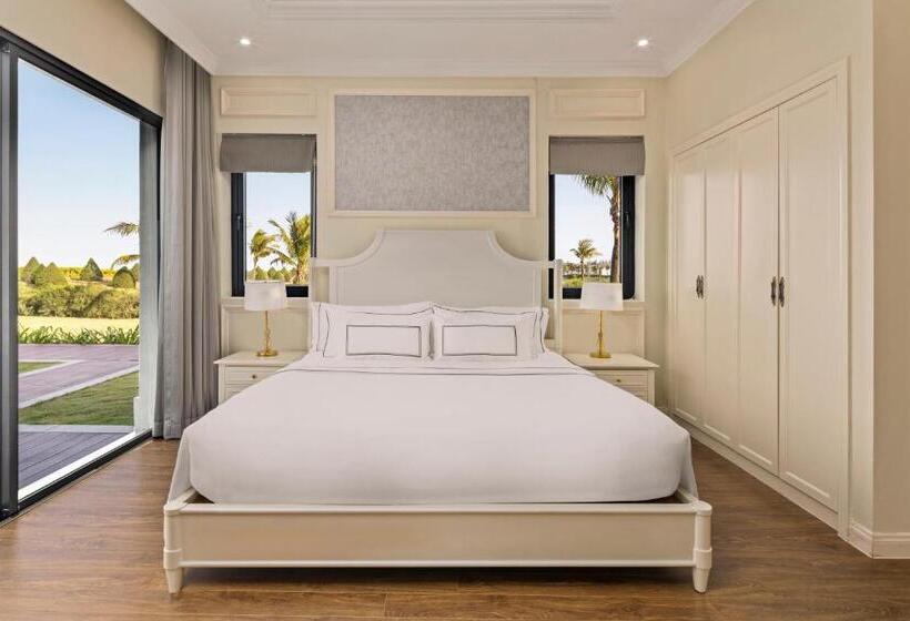 ویلای 4 خوابه, Melia Vinpearl Cua Hoi Beach Resort