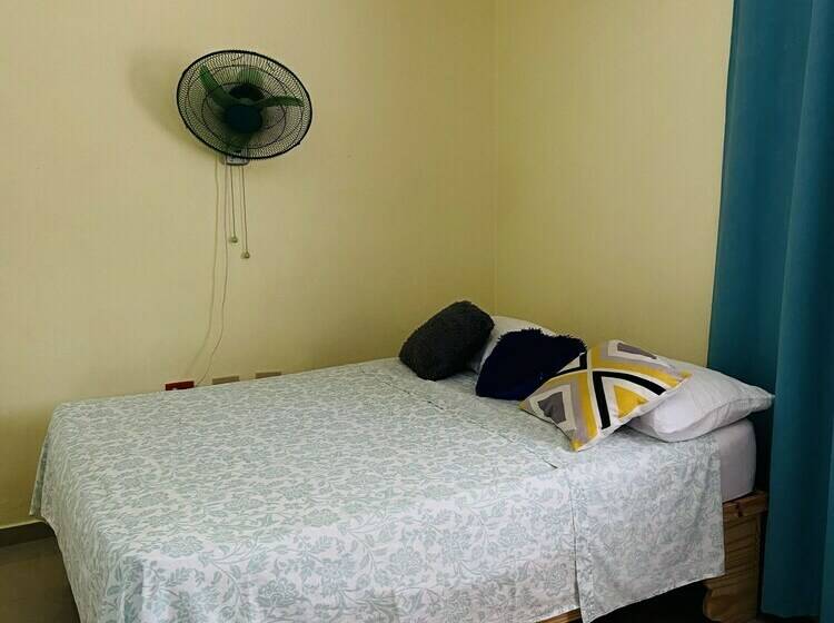 اتاق استاندارد یک نفره, Al Mare