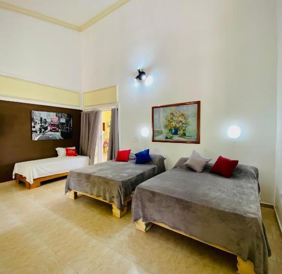 اتاق خانوادگی, Al Mare