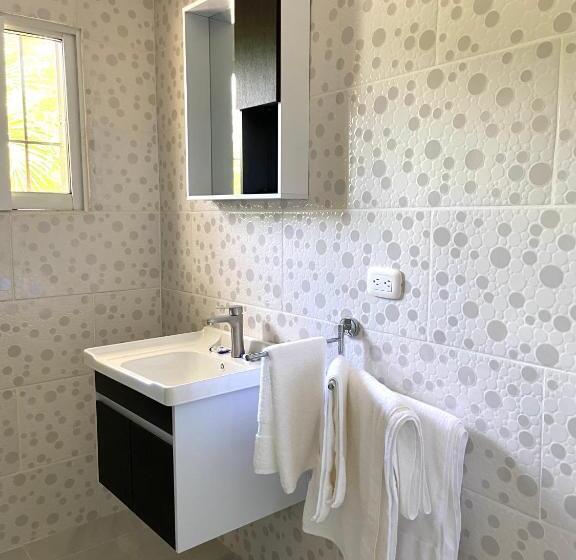 اتاق خانوادگی, Al Mare