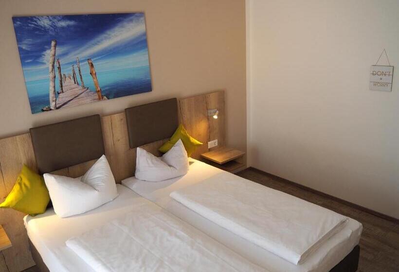 スタンダードルーム, Gasthof Hotel Esterer