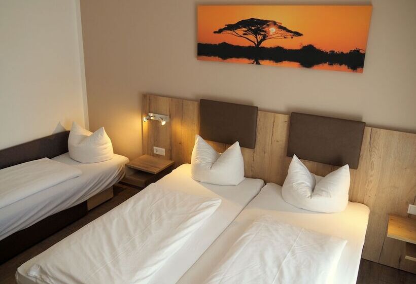 スタンダードトリプルルーム, Gasthof Hotel Esterer