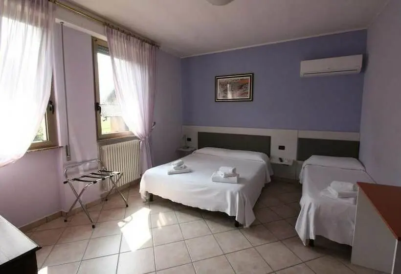 スタンダードトリプルルーム, Albergo Ristorante La Bussola