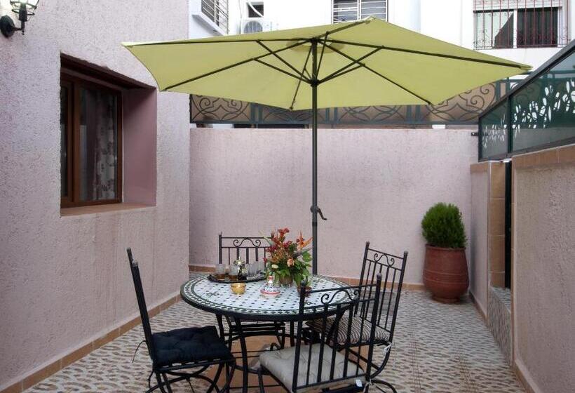 带1个卧室的带阳台的公寓, Aparthotel Les Oliviers Suites & Spa