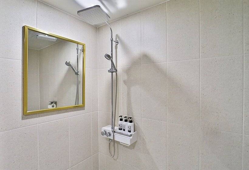 اتاق لوکس, Calm Rest Hotel Busan Sasang