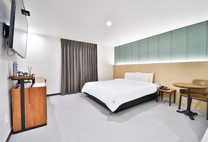 اتاق لوکس, Calm Rest Hotel Busan Sasang