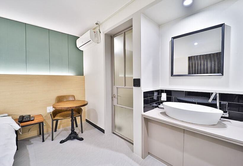 اتاق لوکس, Calm Rest Hotel Busan Sasang