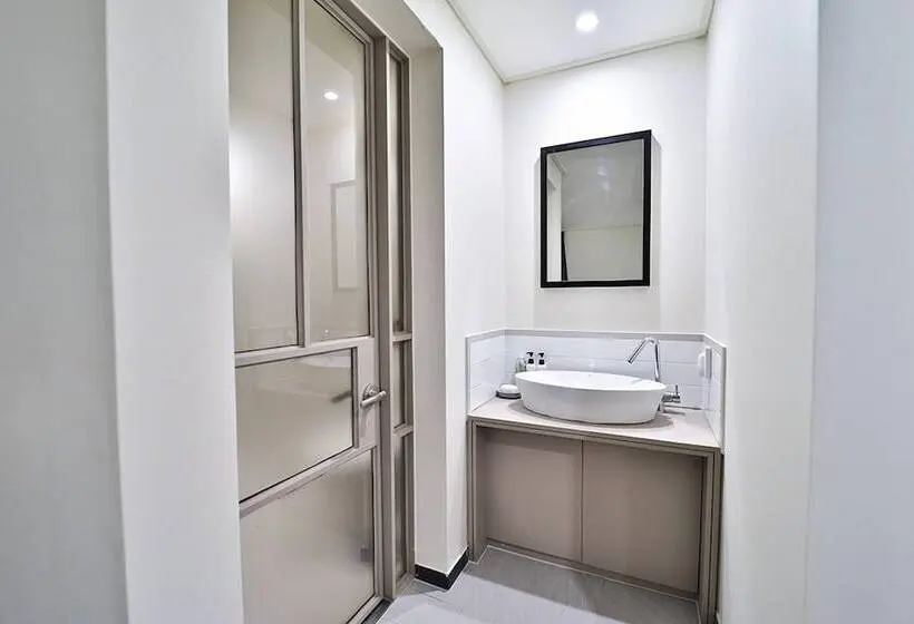 اتاق استاندارد, Calm Rest Hotel Busan Sasang