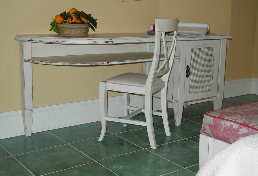 Трехместный Номер Классика, Danieli Pozzallo