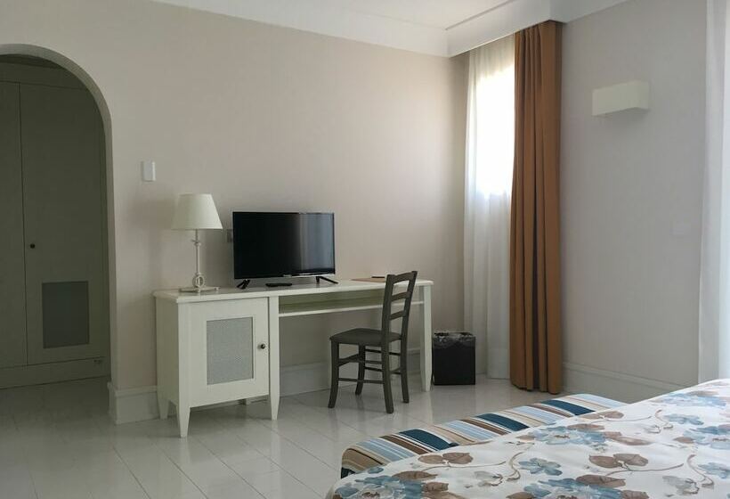 트리플 클래식 룸, Danieli Pozzallo