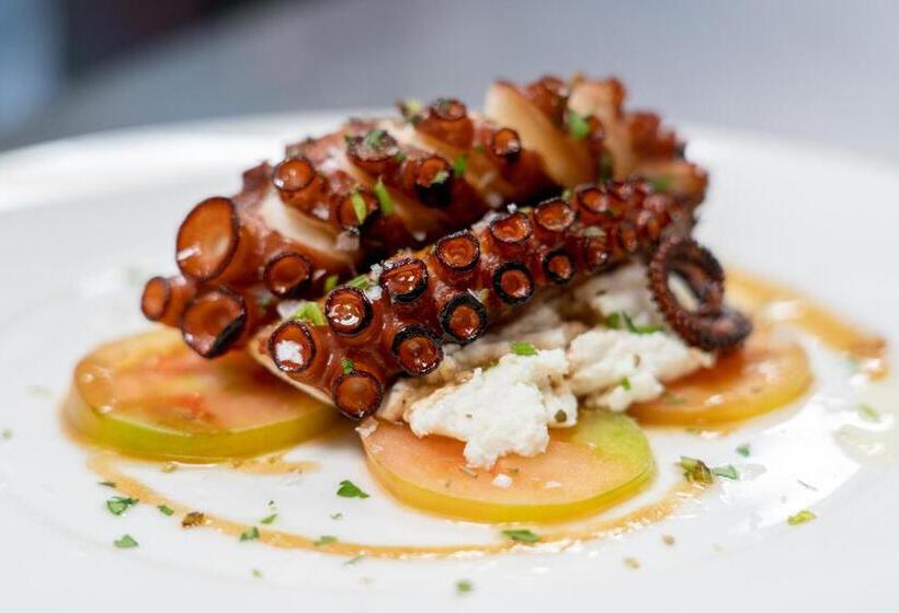 클래식 룸, Danieli Pozzallo