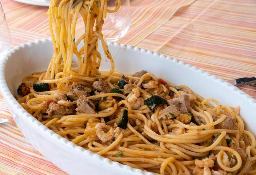 패밀리 주니어 스위트, Danieli Pozzallo