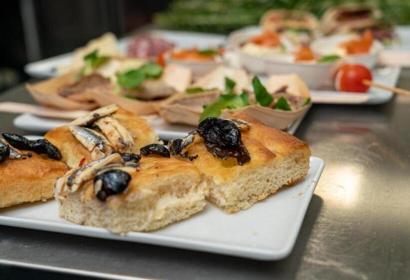 트리플 클래식 룸, Danieli Pozzallo