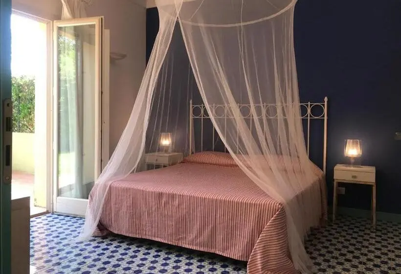 Villa 3 Makuuhuonetta, Danieli Pozzallo
