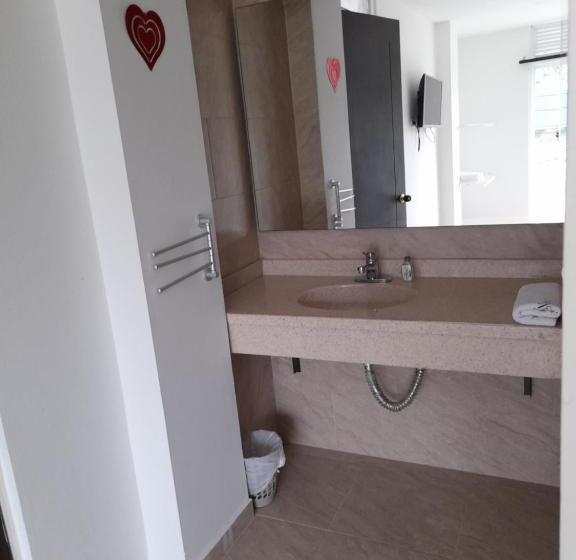 バルコニー付きスタンダードルーム, Econilonatural