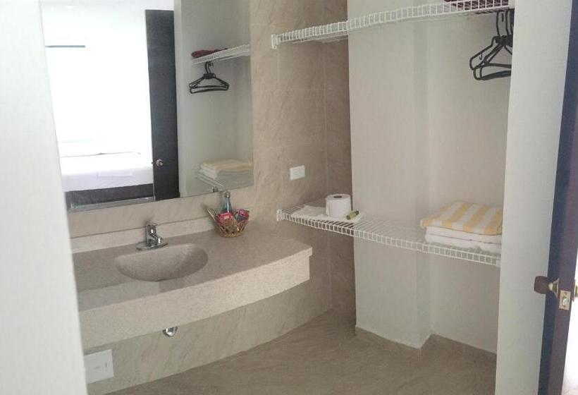 ２ダブルベッドのスタンダードルーム, Econilonatural