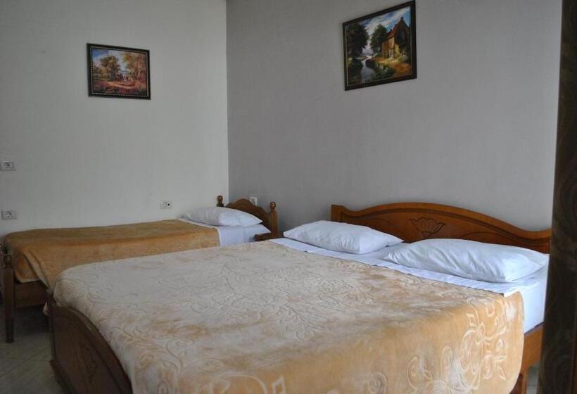 バルコニー付きスタンダードルーム, Eden