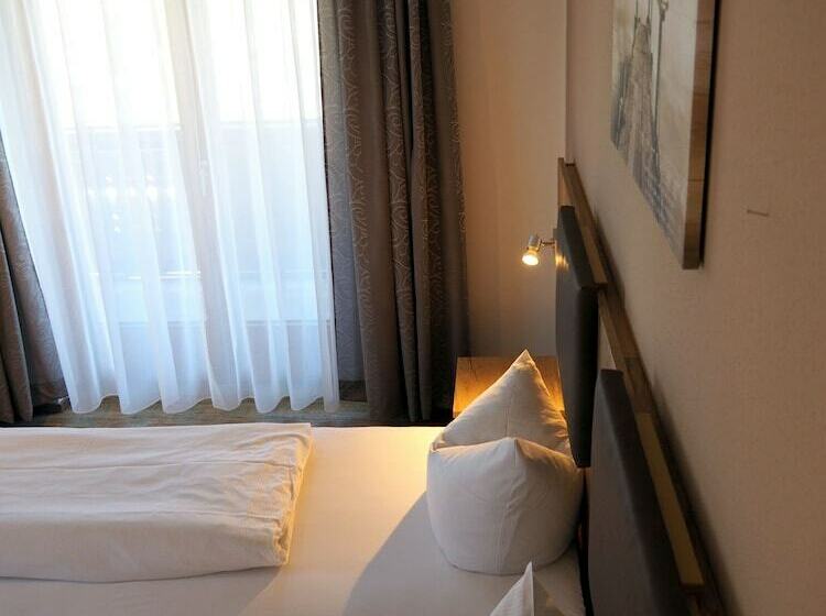 スタンダードルーム, Gasthof Hotel Esterer