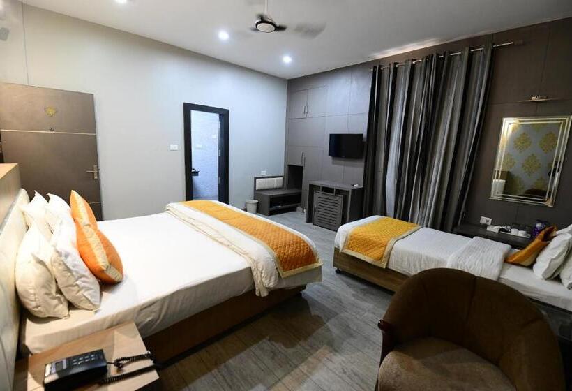 Quarto Deluxe, Jataka Inn