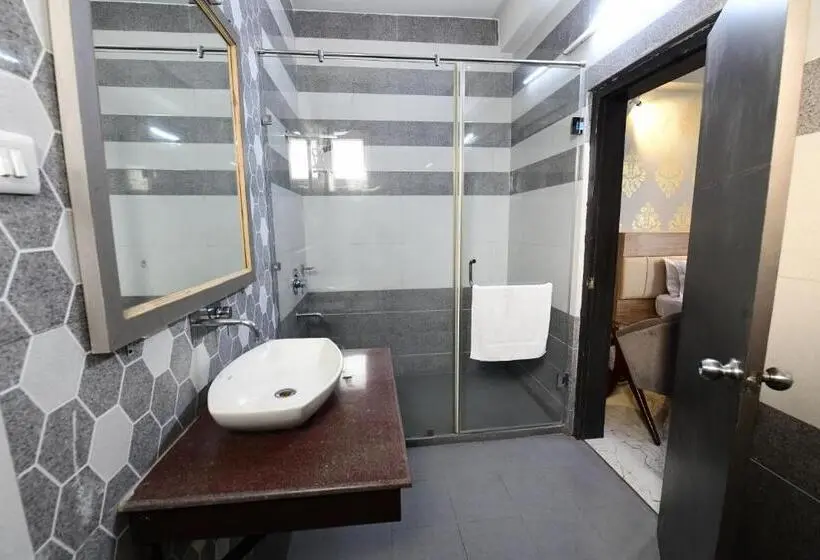 Suite, Jataka Inn