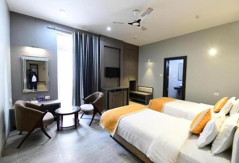 חדר דלוקס, Jataka Inn