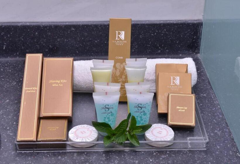 اتاق استاندارد با وان آب گرم, La Roche