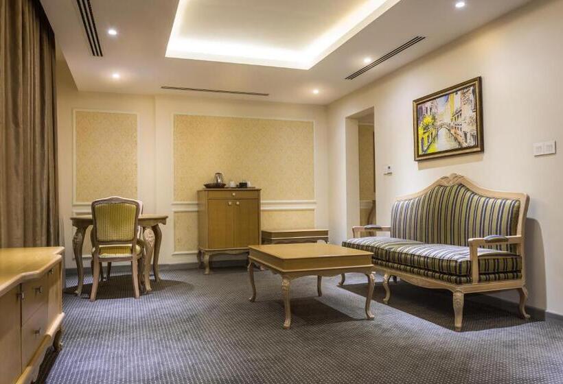 سوئیت با تخت بزرگ, La Roche