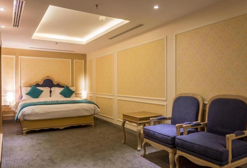 سوئیت با تخت بزرگ, La Roche