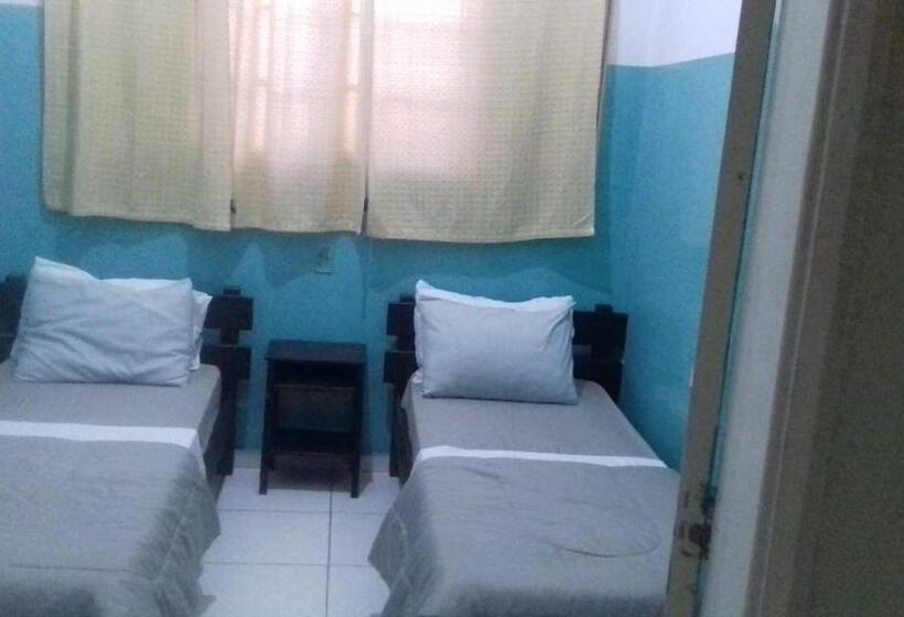 带共用浴室的标准房间, Loren