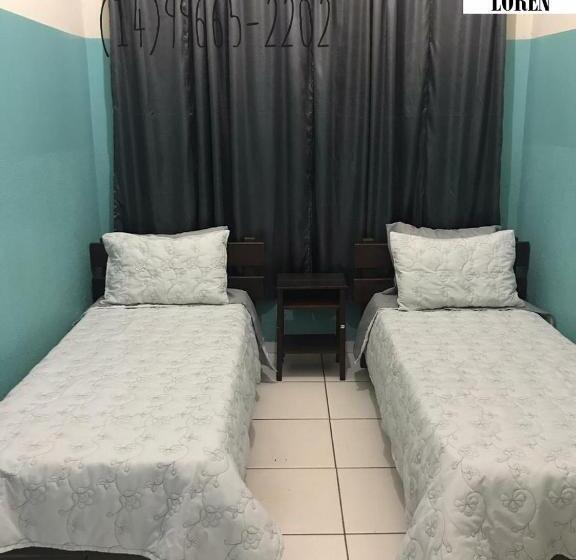 带共用浴室的标准房间, Loren