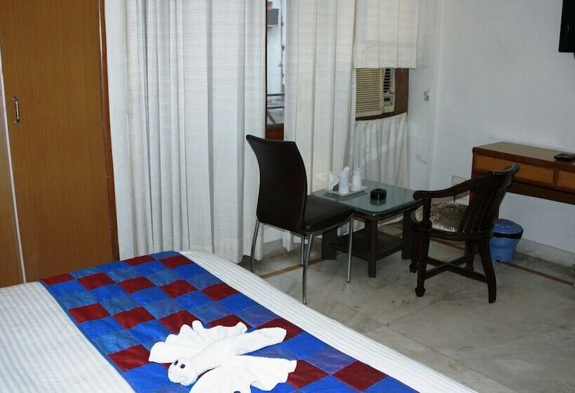 デラックスルーム, Maxfort Budget Hotel Gurgaon