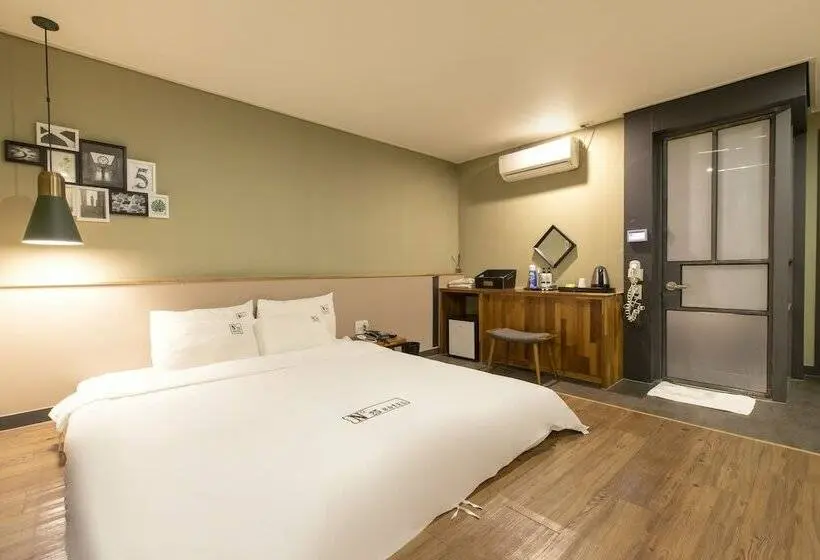 اتاق لوکس, Calm Rest Hotel Busan Sasang
