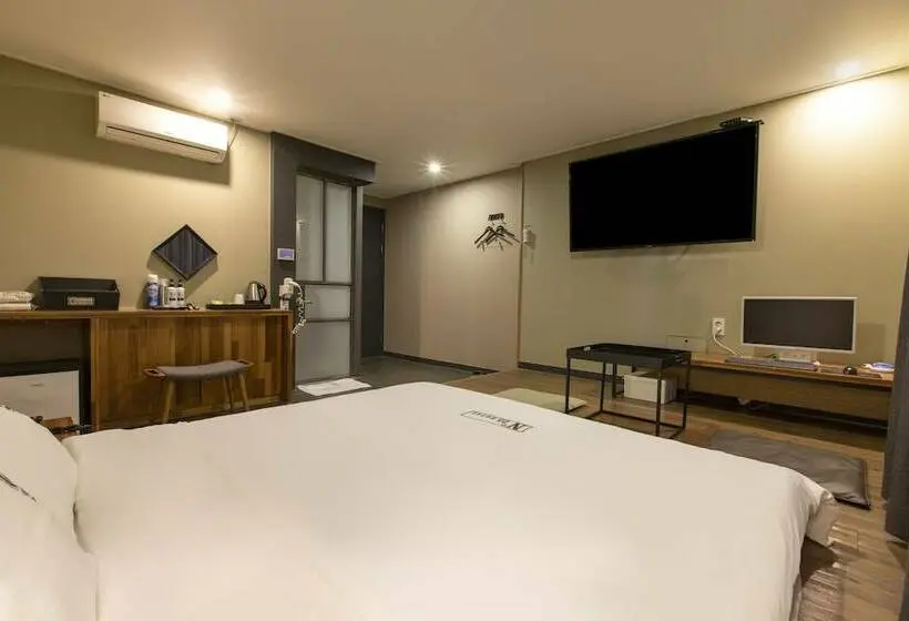 اتاق لوکس, Calm Rest Hotel Busan Sasang