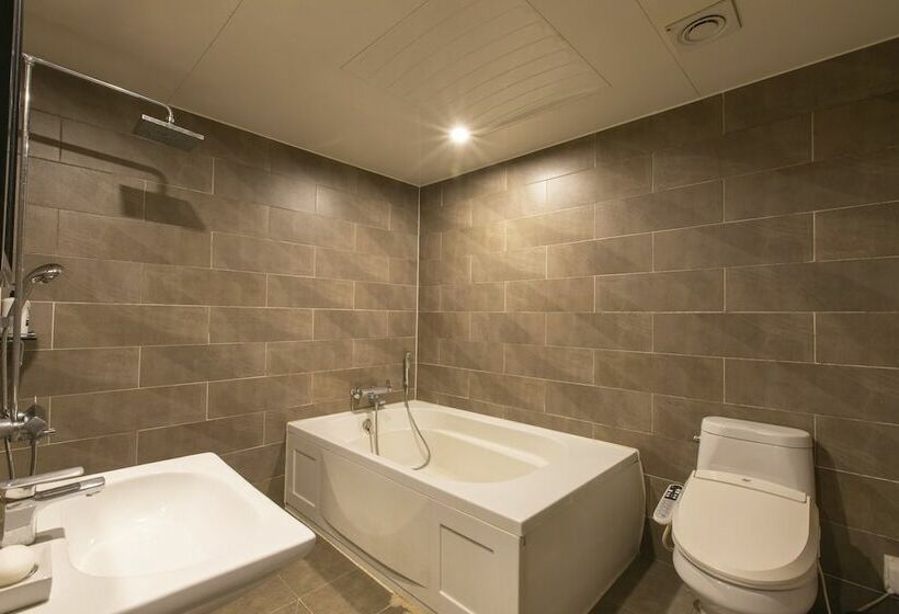 اتاق لوکس, Calm Rest Hotel Busan Sasang