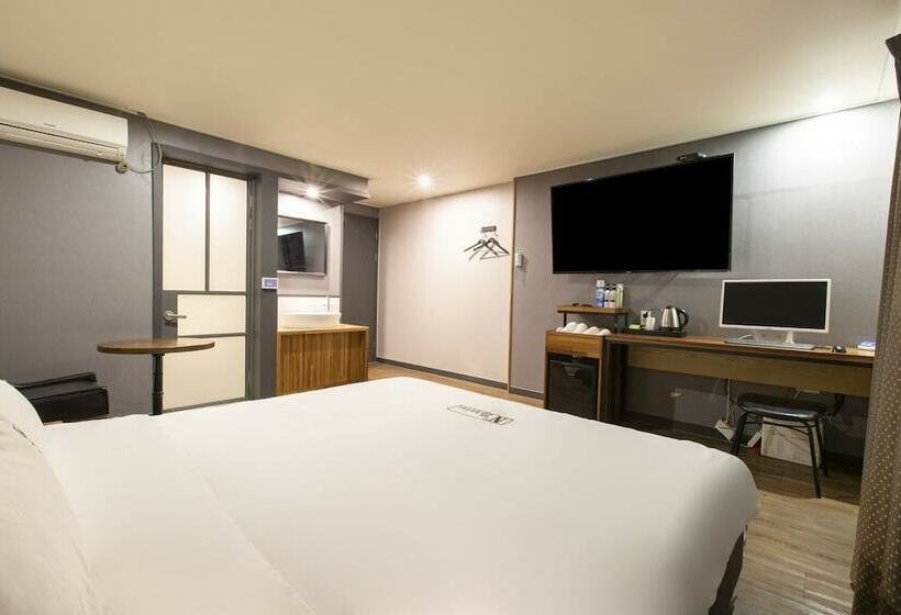 اتاق لوکس, Calm Rest Hotel Busan Sasang