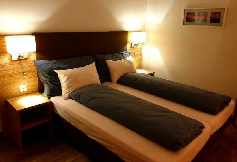 غرفة ديلوكس, Römerbad