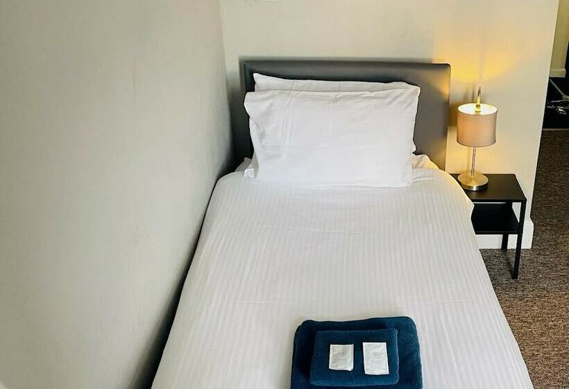 Номер Economy Индивидуальный, Royal Ashton Townhouse   Taunton