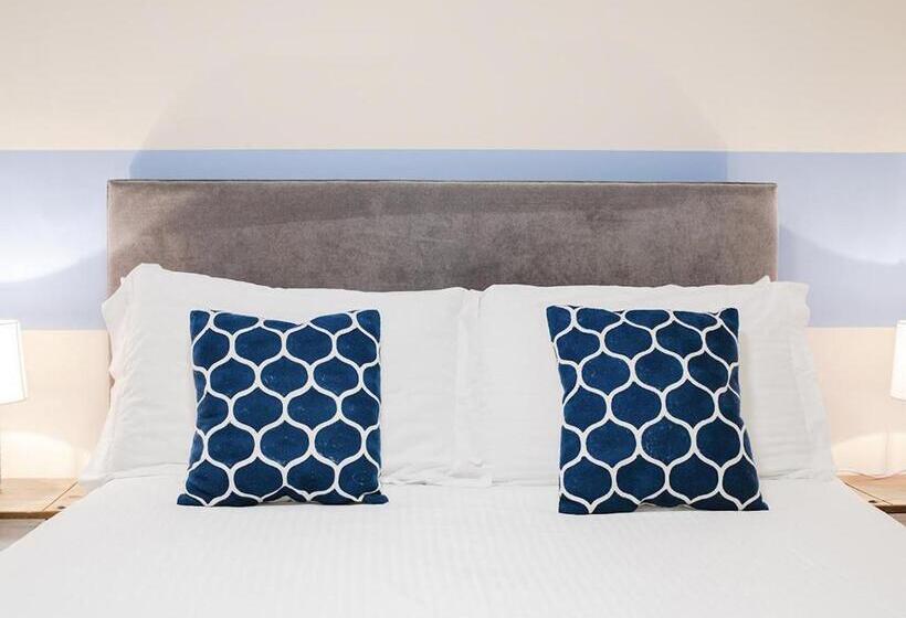 标准间, Royal Ashton Townhouse   Taunton